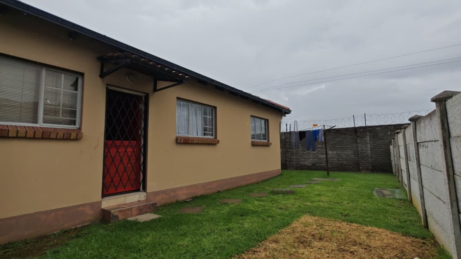 3 Bedroom Property for Sale in Waterval East North West